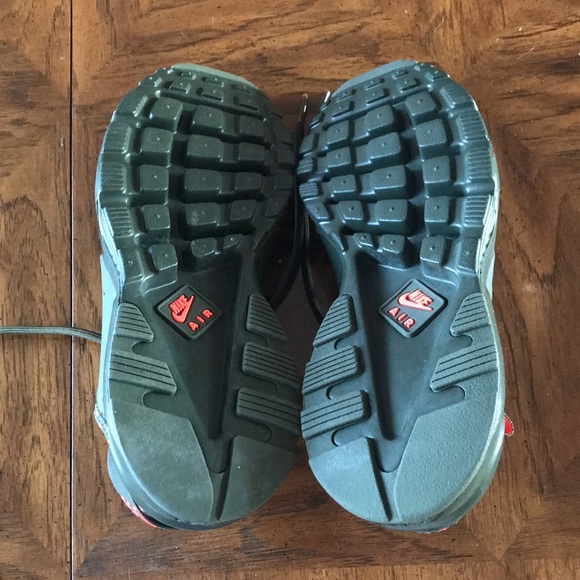 NEW Nike huarache